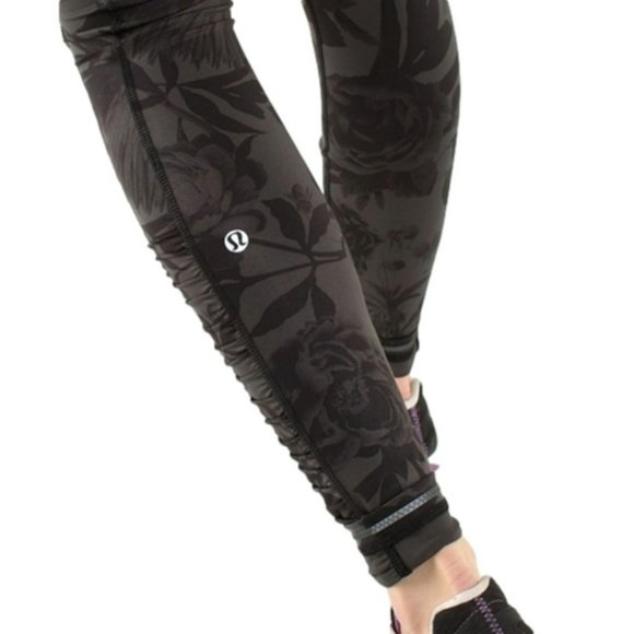 Lululemon Speed Tight Brisk Bloom Black Soot Floral Luxtreme Leggings 28" Size 8 - Picture 3 of 16